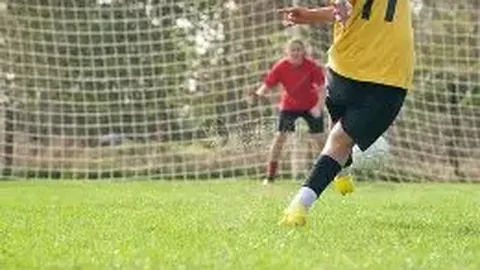 从“白纸”到“田野”：论文考评的实践转变